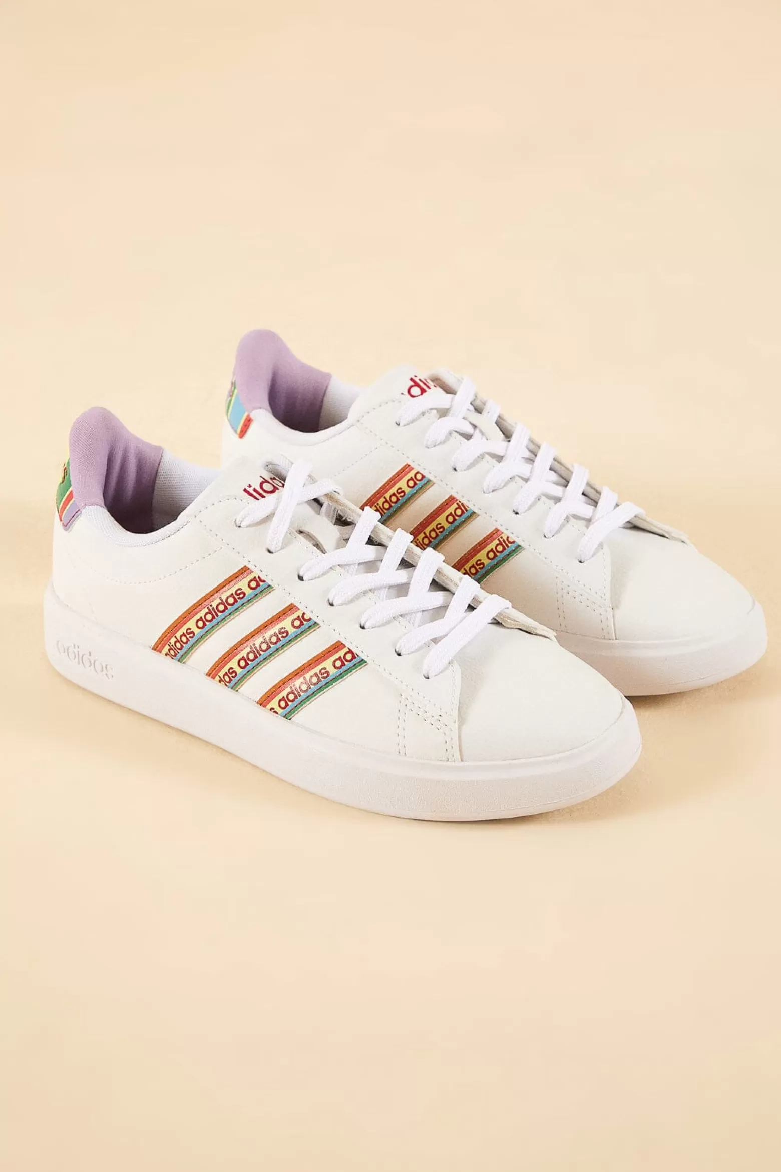 Sale FARM Rio  ADIDAS GRAND COURT 2.0 FOOTWEAR WHITE