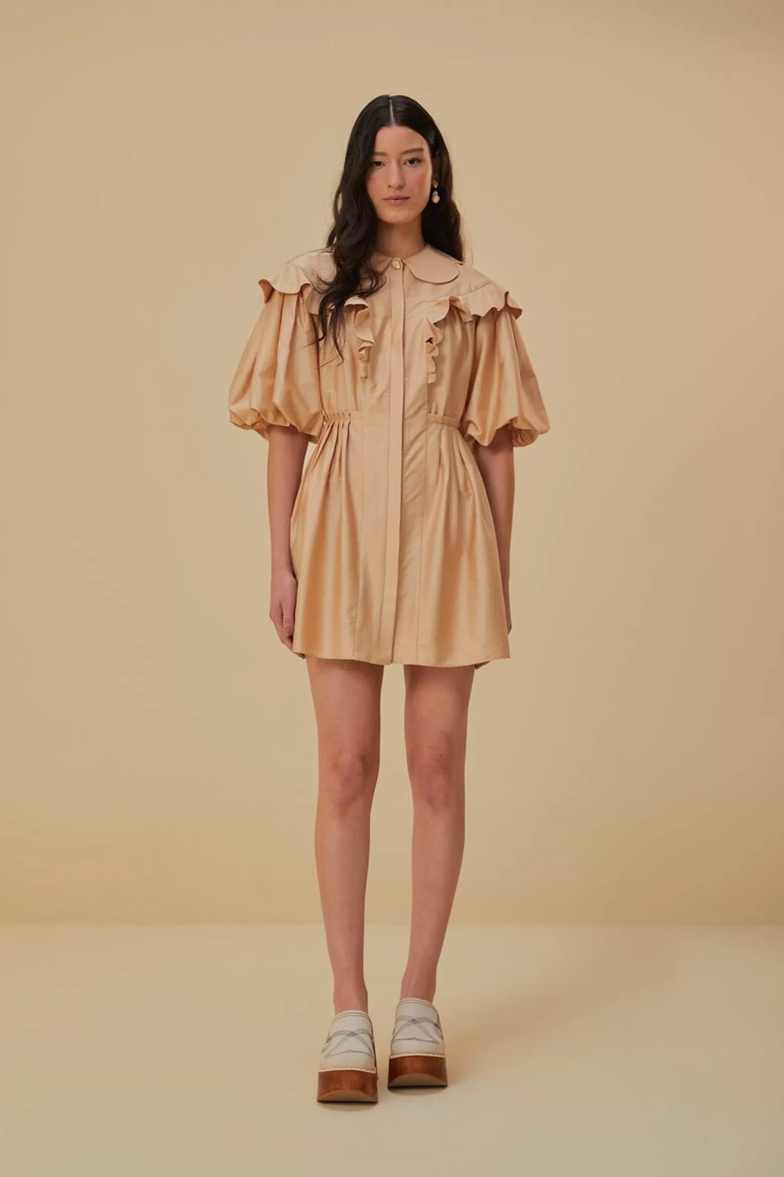 Fashion FARM Rio  BEIGE SHORT SLEEVE MINI DRESS