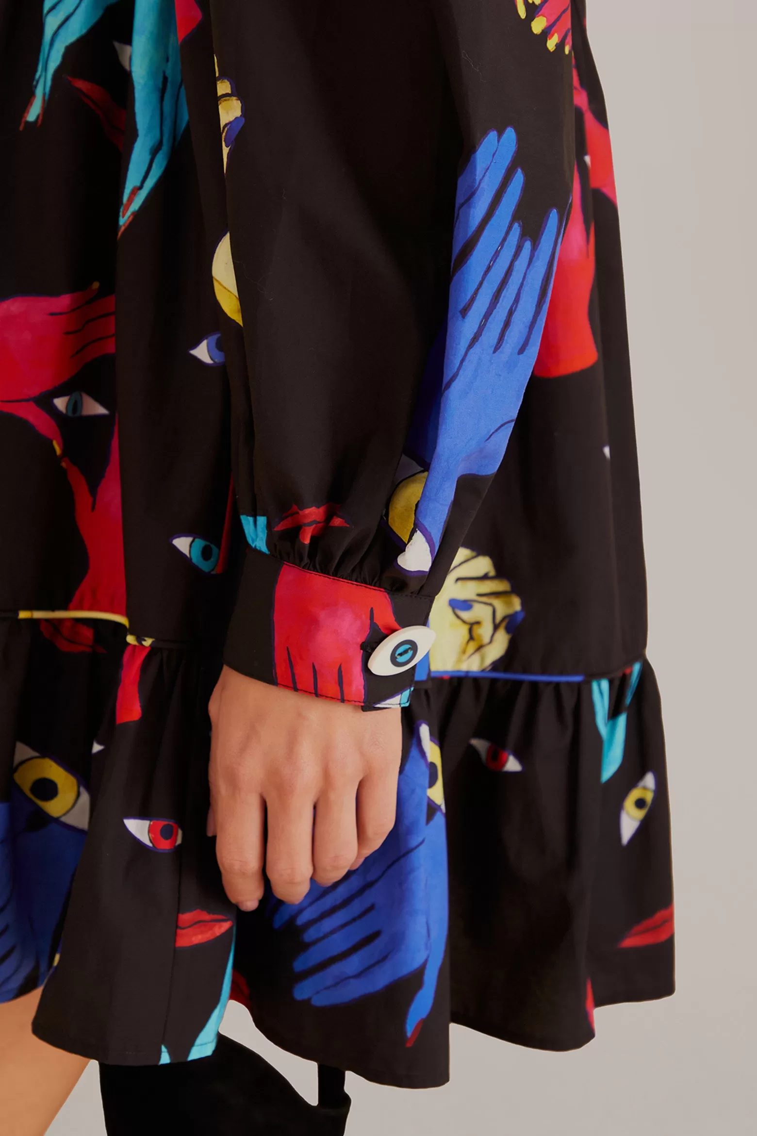 Flash Sale FARM Rio  BLACK COLORFUL TOGETHER  LONG SLEEVE MINI DRESS
