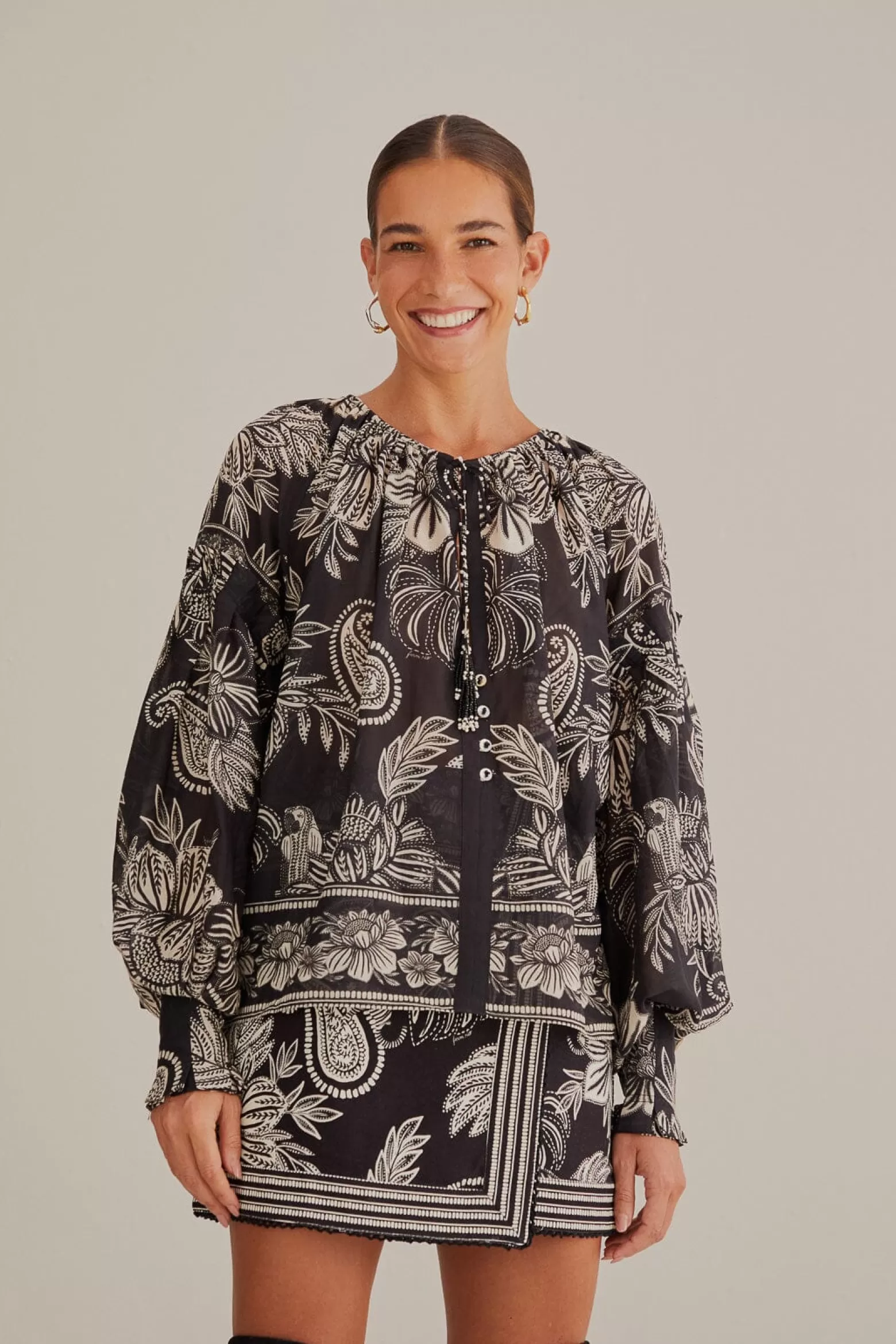 Clearance FARM Rio  BLACK PAISLEY BLOOM BLOUSE