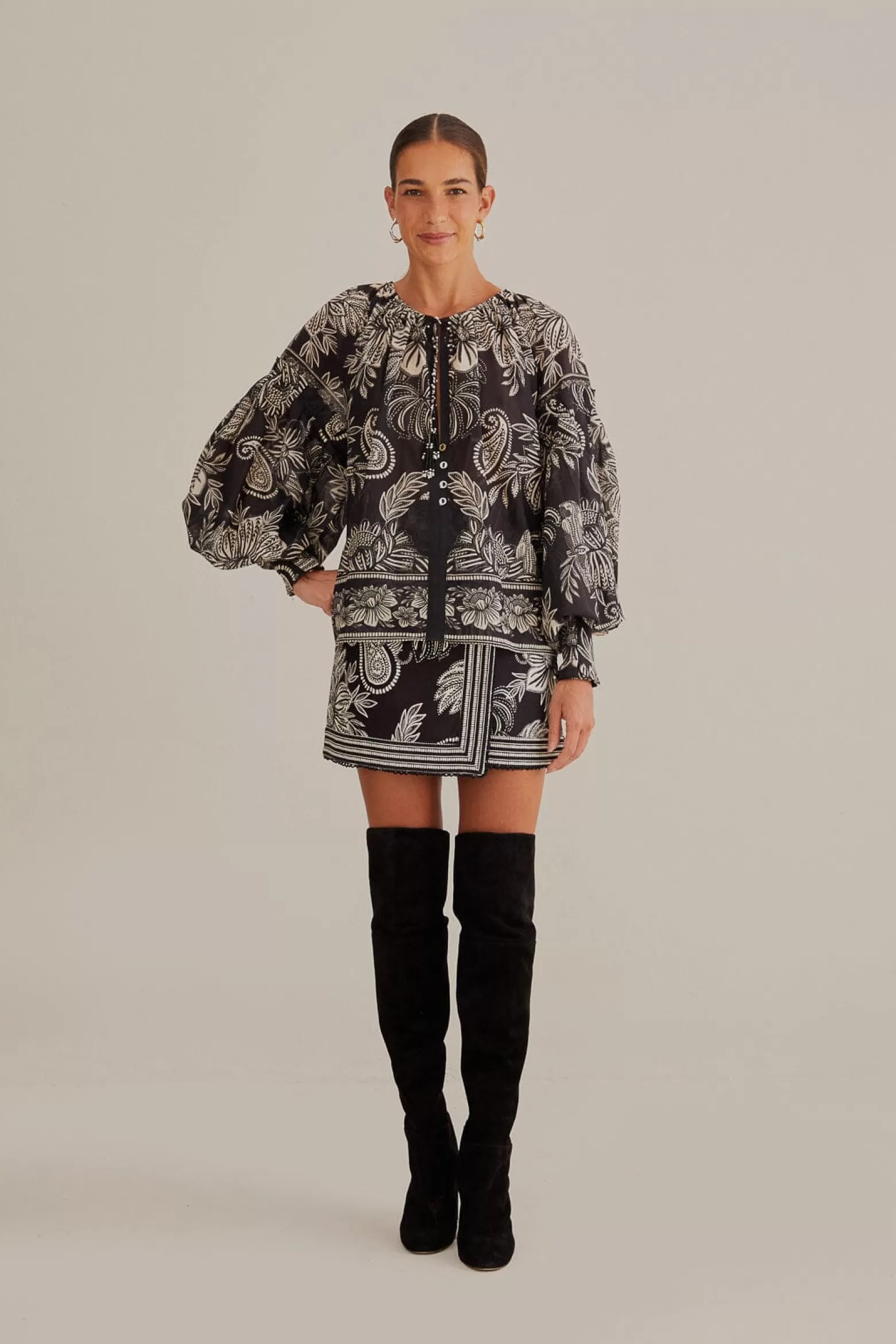 Clearance FARM Rio  BLACK PAISLEY BLOOM BLOUSE