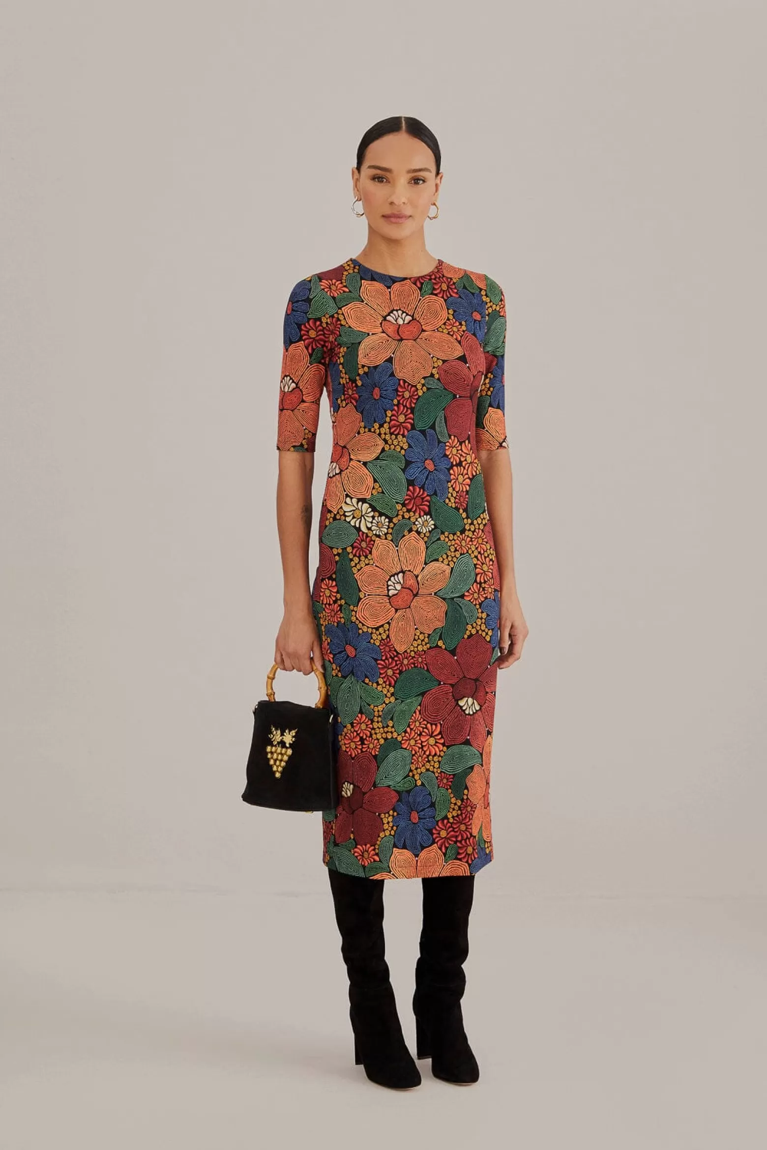 Best Sale FARM Rio  BLACK STITCHED FLOWERS LENZING™ ECOVERO™ VISCOSE MIDI DRESS