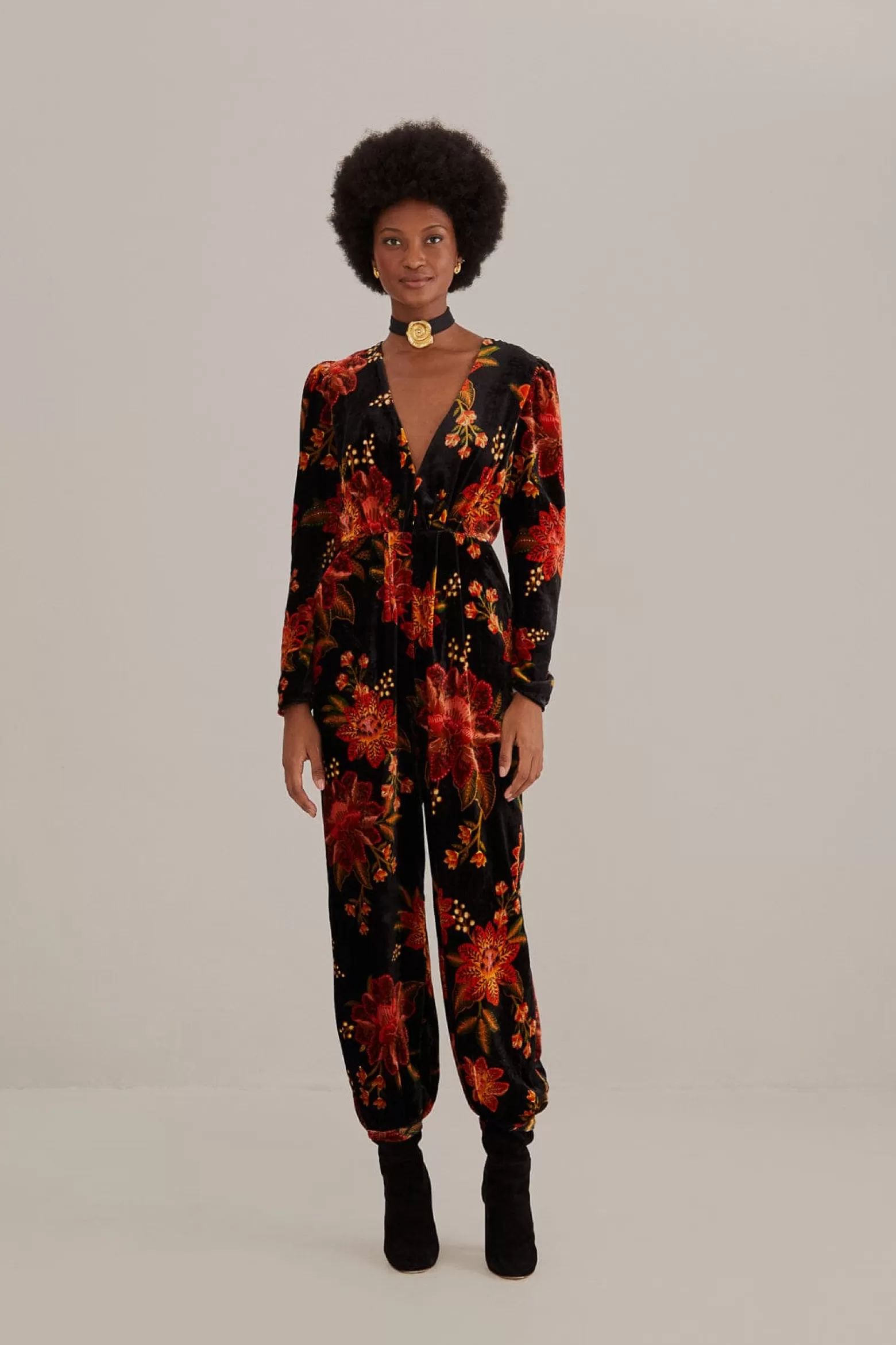 Flash Sale FARM Rio  BLACK WINTER BLOOM V NECK JUMPSUIT