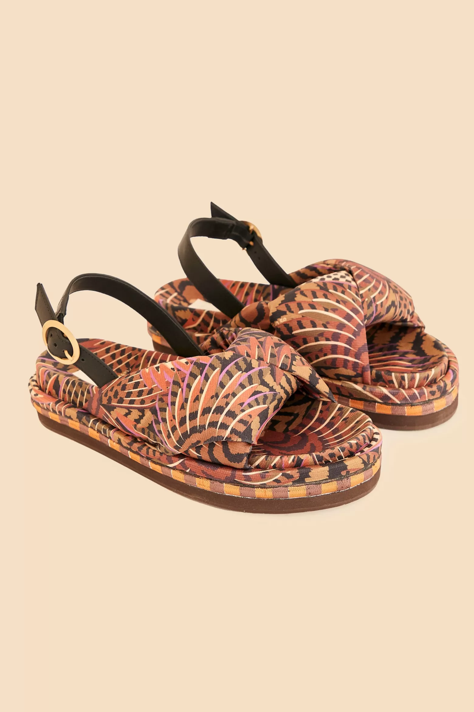 Sale FARM Rio  CARAMEL MACAWMOUFLAGE PUFFY FLAT SANDAL