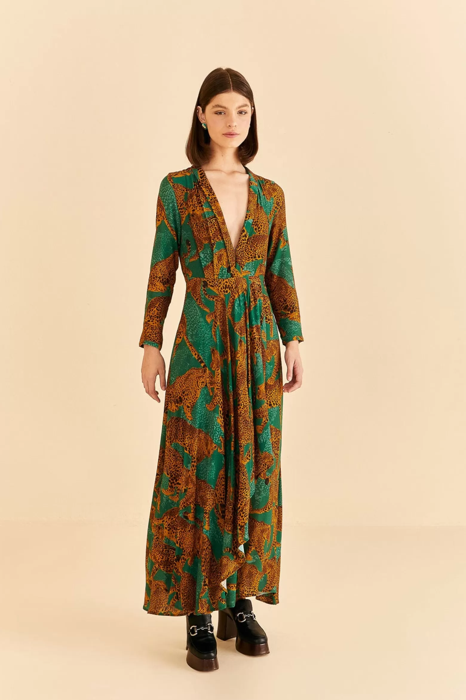 Hot FARM Rio  GREEN ARTSY LEOPARDS LONG SLEEVE MAXI DRESS