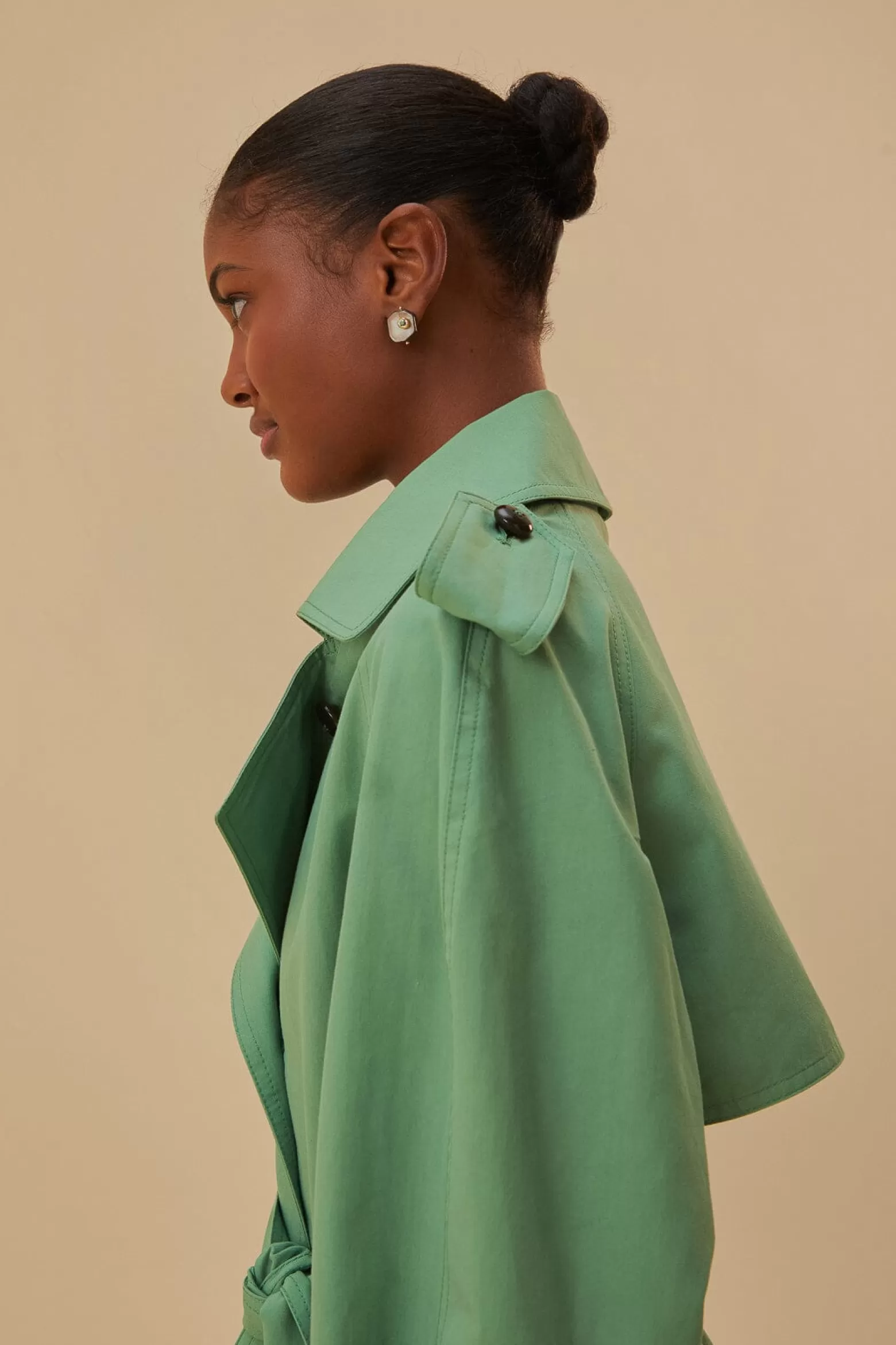 Fashion FARM Rio  GREEN SHORT TRENCH COAT