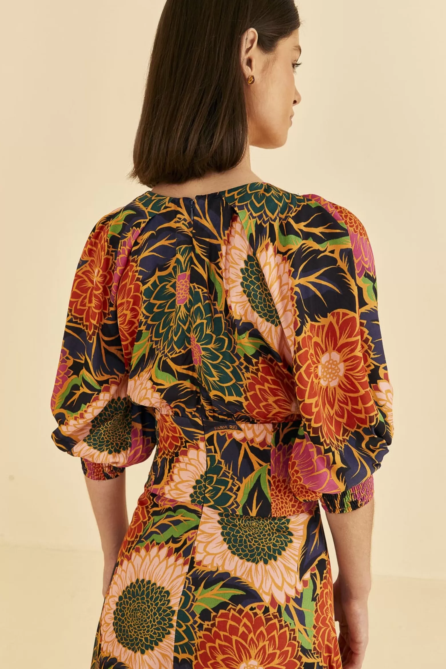 New FARM Rio  MULTICOLOR VINTAGE GARDEN PUFF SLEEVE MAXI DRESS