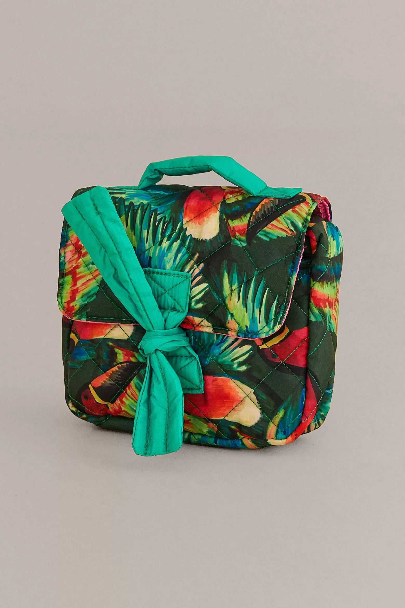 Hot FARM Rio  PAINTED TOUCANS CARRY THE SUN POUCH